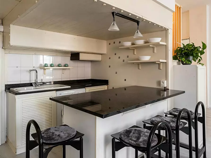 Immagine 6 di Appartamento in affitto  in Via Castiglione a Bologna