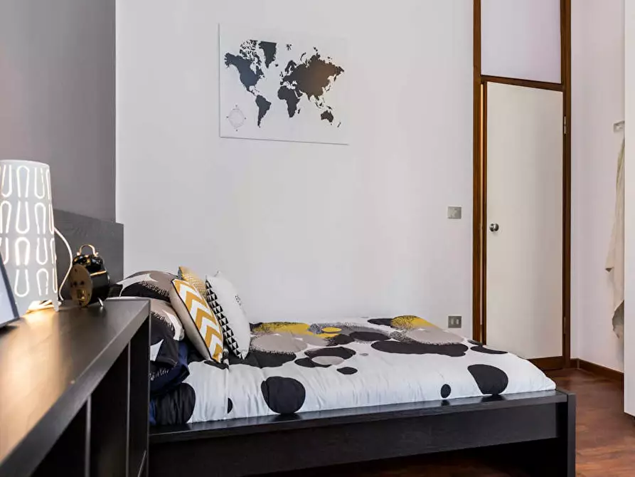 Immagine 2 di Camera in affitto  in Via Giuseppe Frua a Milano