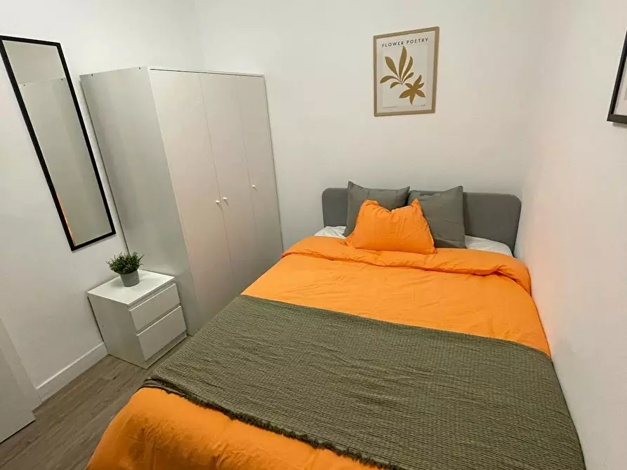 Immagine 7 di Camera in affitto  in Carrer Joaquín Navarro a Valencia