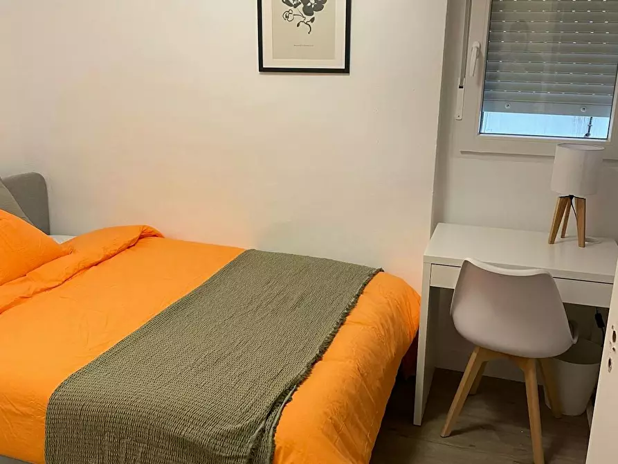Immagine 4 di Camera in affitto  in Carrer Joaquín Navarro a Valencia