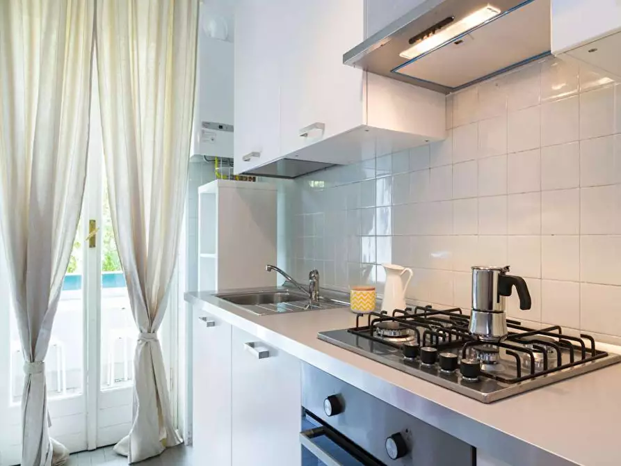 Immagine 10 di Camera in affitto  in Via Raffaello Bertieri a Milano