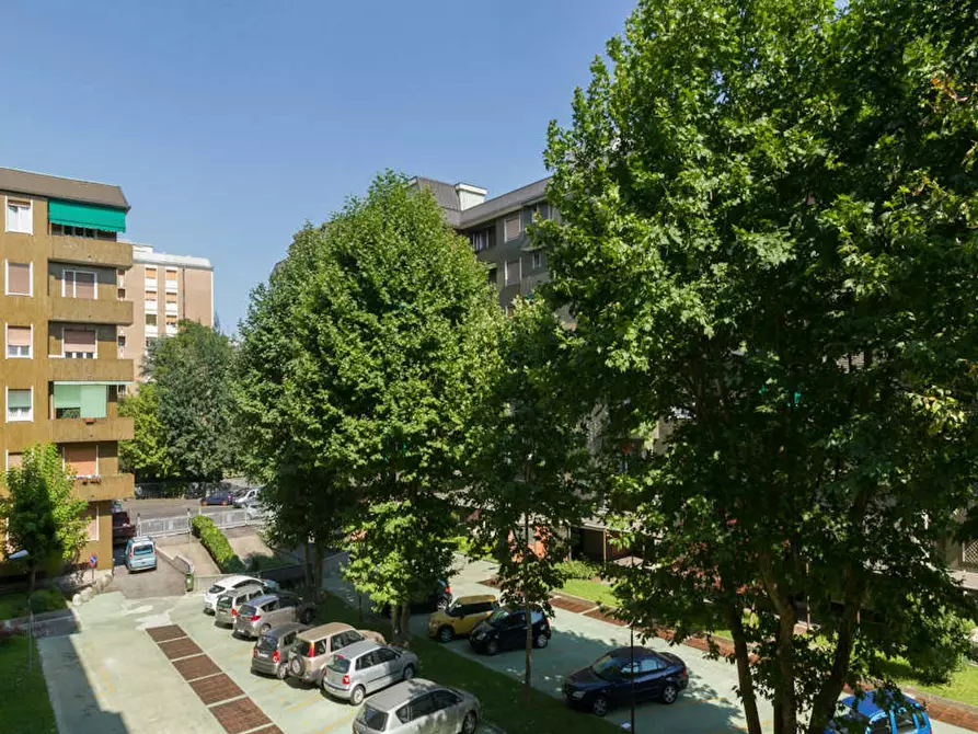 Immagine 10 di Camera in affitto  in Via Raffaello Bertieri a Milano