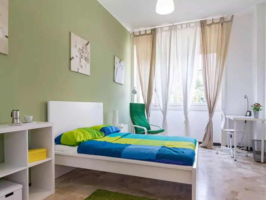 Immagine 2 di Camera in affitto  in Via Raffaello Bertieri a Milano