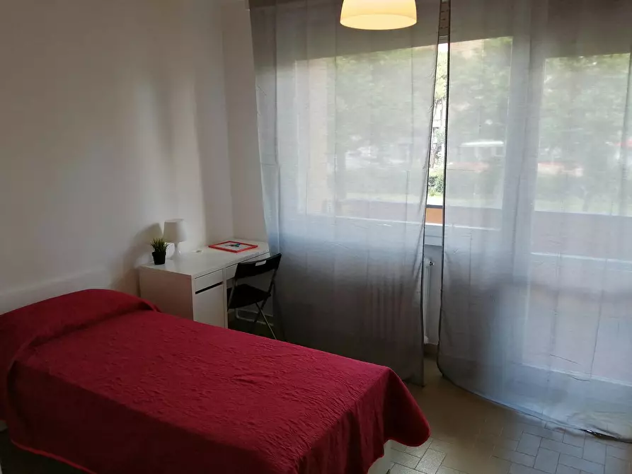 Immagine 2 di Camera in affitto  in Via Francesco Baracca a Firenze