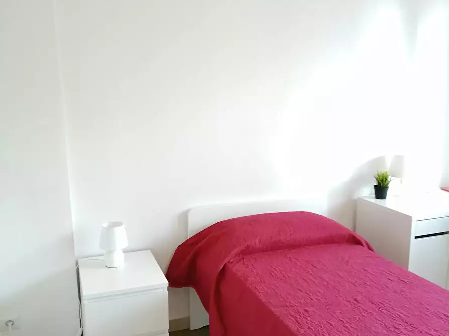 Immagine 3 di Camera in affitto  in Via Francesco Baracca a Firenze