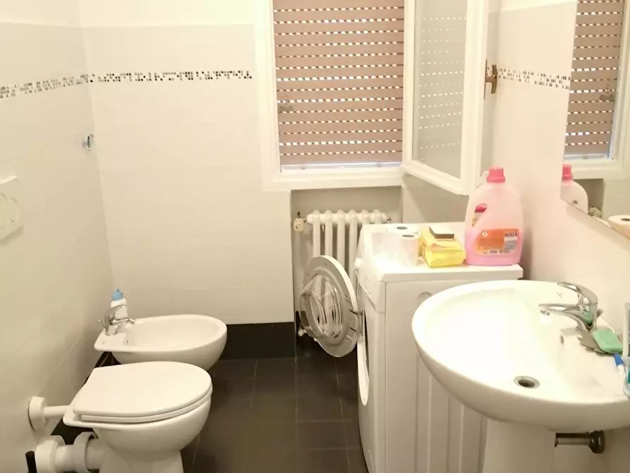 Immagine 6 di Camera in affitto  in Via Francesco Baracca a Firenze