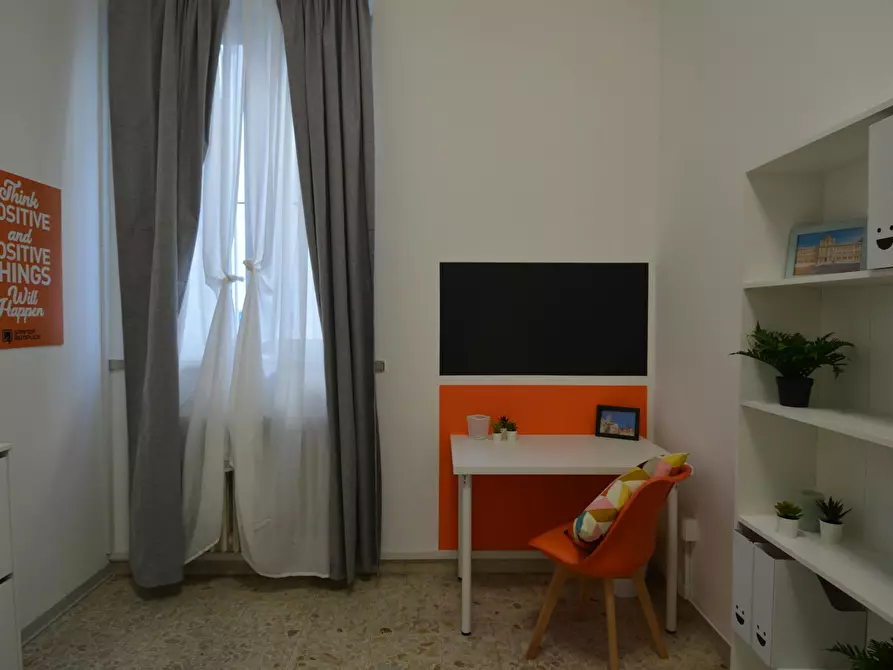 Immagine 4 di Camera in affitto  in Vicolo Franco Villa a Reggio Nell'emilia