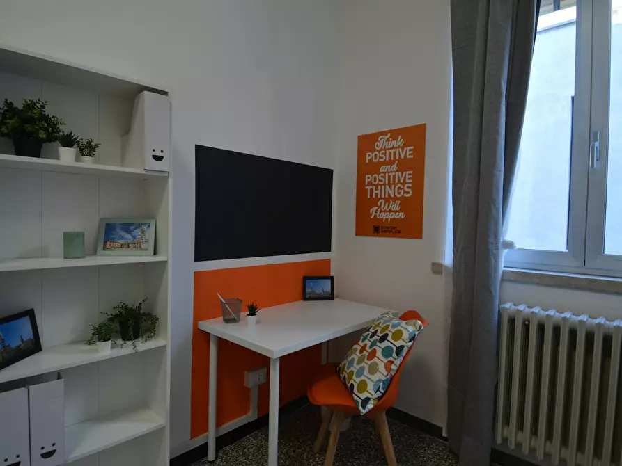 Immagine 2 di Camera in affitto  in Vicolo Franco Villa a Reggio Nell'emilia