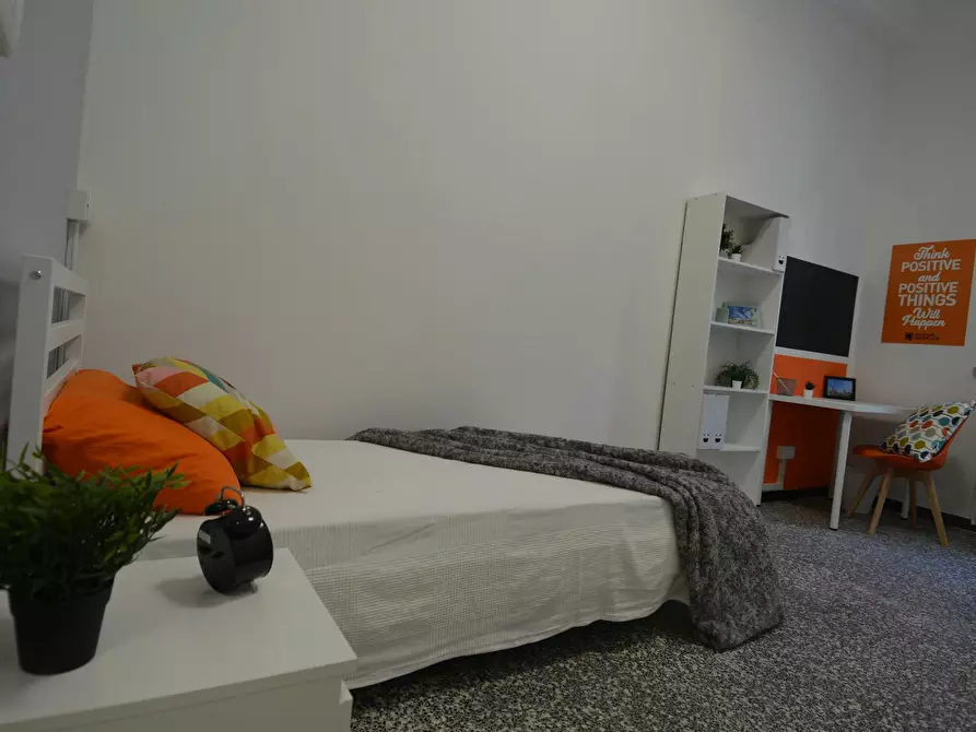 Immagine 4 di Camera in affitto  in Vicolo Franco Villa a Reggio Nell'emilia