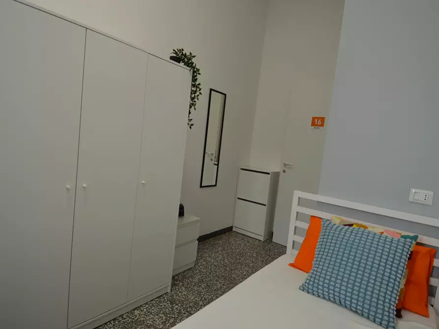 Immagine 2 di Camera in affitto  in Vicolo Franco Villa a Reggio Nell'emilia