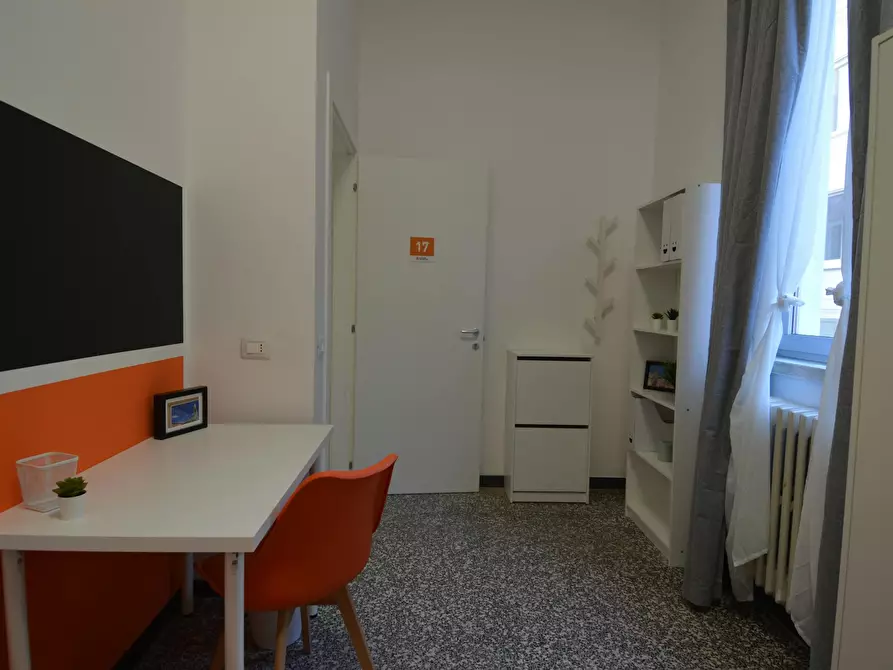 Immagine 2 di Camera in affitto  in Vicolo Franco Villa a Reggio Nell'emilia