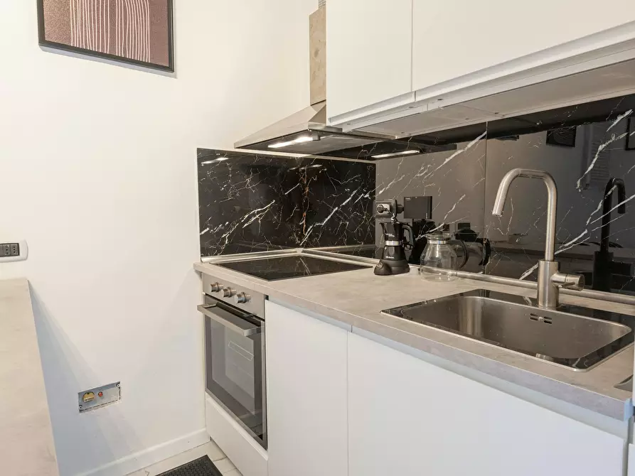 Immagine 6 di Appartamento in affitto  in Via Guelfa a Firenze