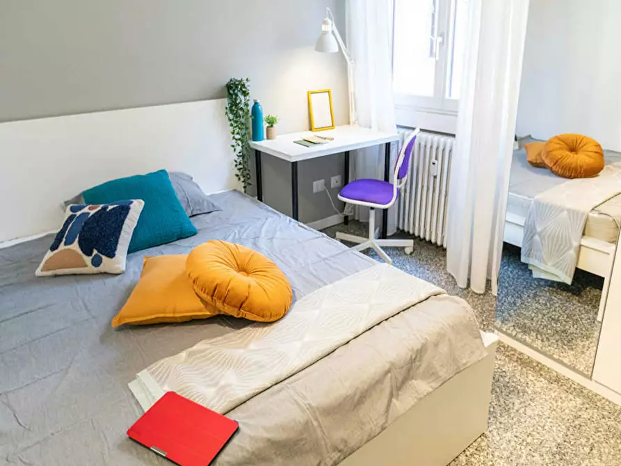 Immagine 6 di Camera in affitto  in Corso Magenta a Milano