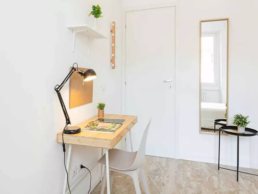 Immagine 9 di Camera in affitto  in Via Carlo Boncompagni a Milano