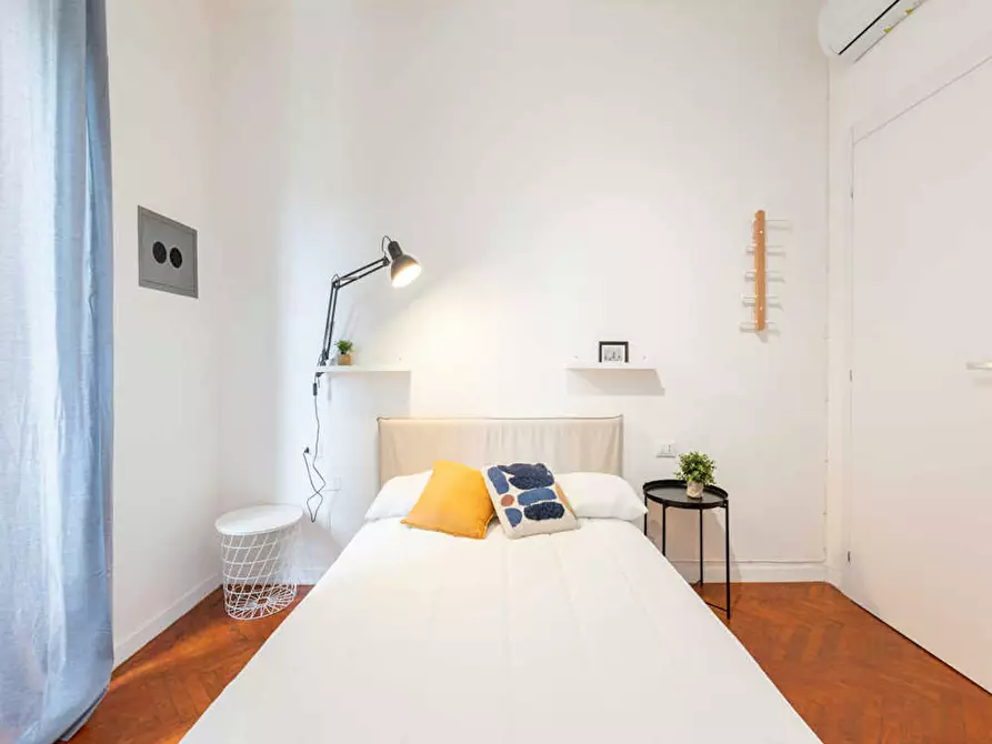 Immagine 2 di Camera in affitto  in Via Carlo Boncompagni a Milano