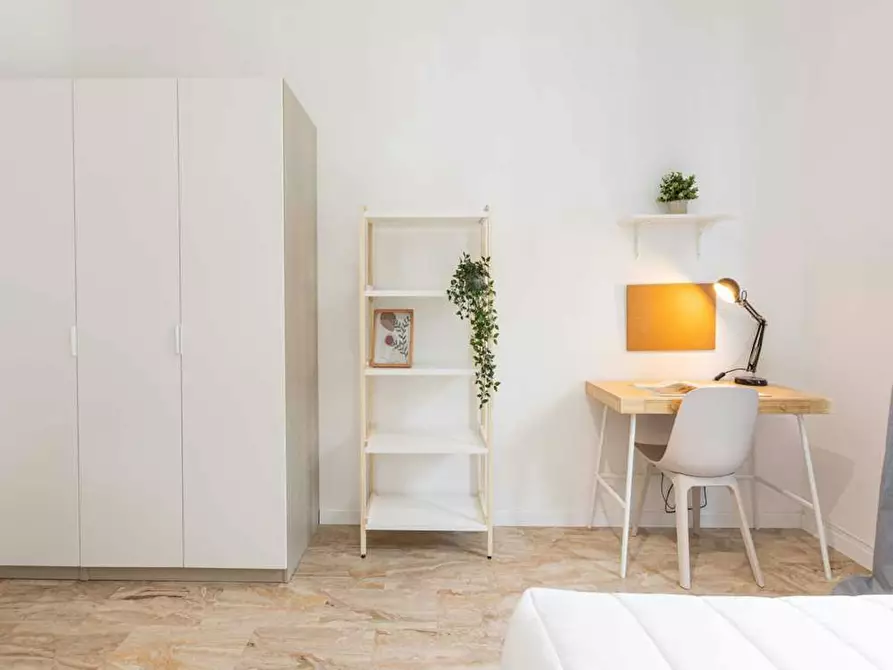 Immagine 6 di Camera in affitto  in Via Carlo Boncompagni a Milano