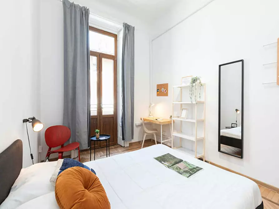 Immagine 3 di Camera in affitto  in Via Macedonio Melloni a Milano