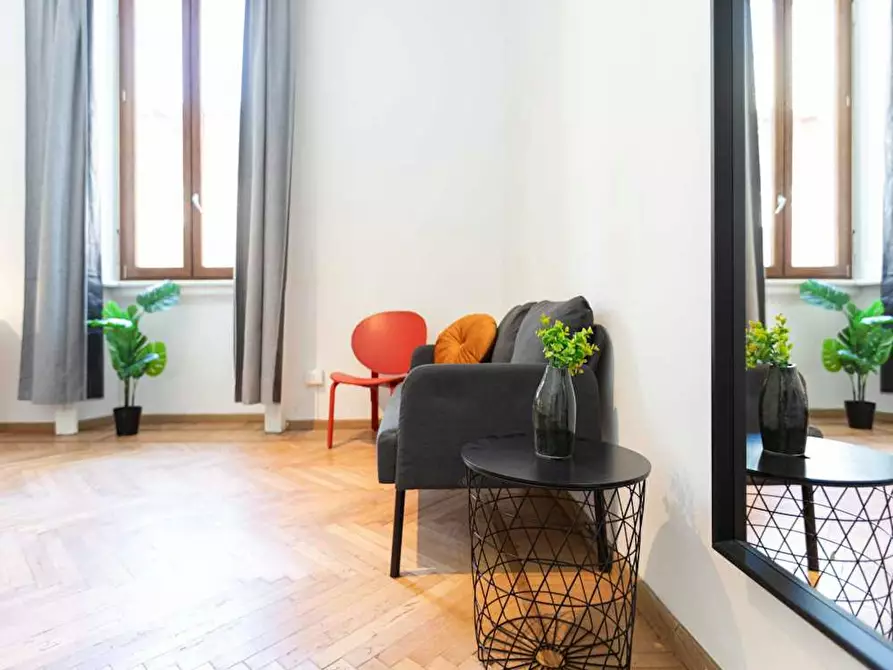 Immagine 4 di Camera in affitto  in Via Macedonio Melloni a Milano