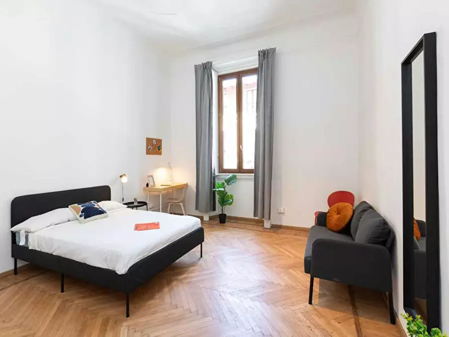 Immagine 3 di Camera in affitto  in Via Macedonio Melloni a Milano