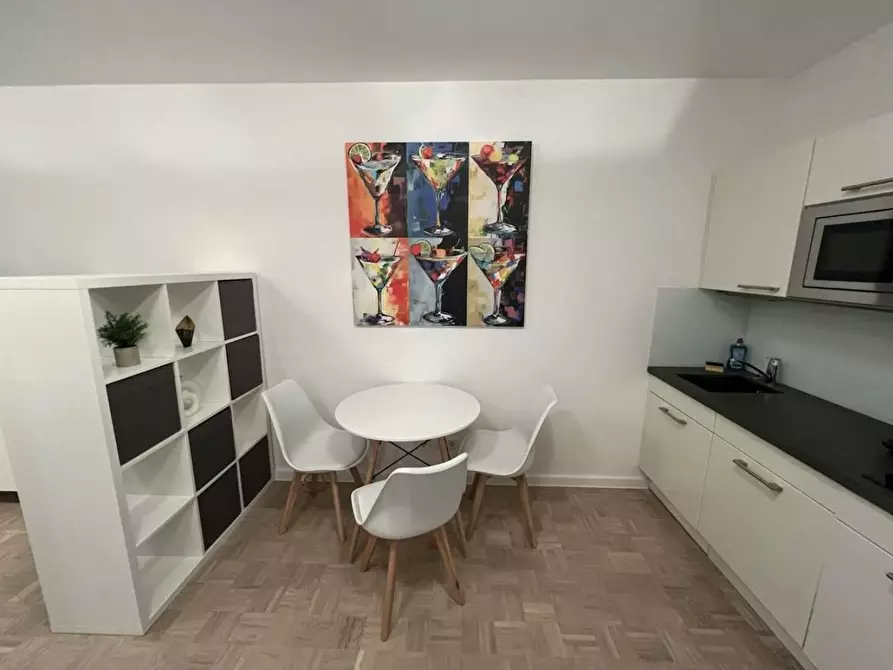 Immagine 7 di Appartamento in affitto  in Genter Straße a Köln