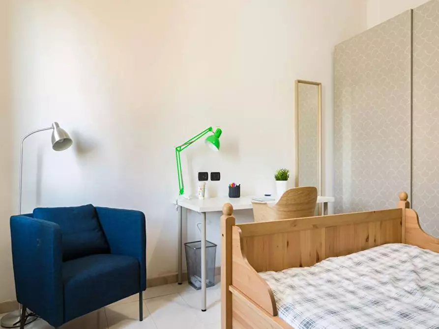 Immagine 5 di Camera in affitto  in Piazza Cartagine a Milano