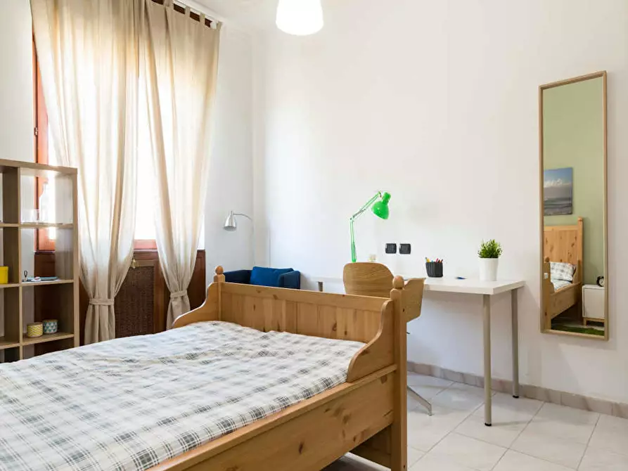 Immagine 2 di Camera in affitto  in Piazza Cartagine a Milano