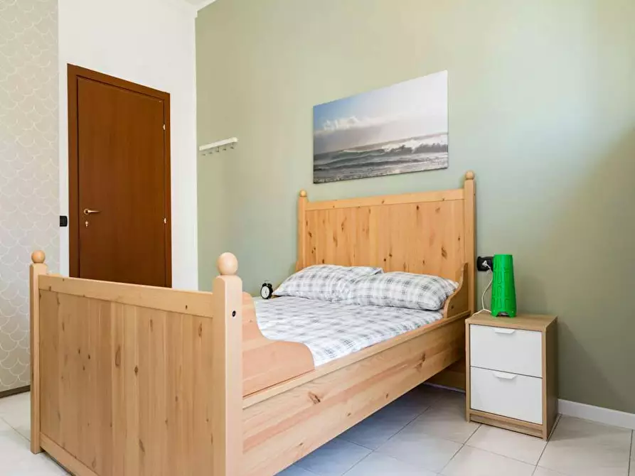 Immagine 1 di Camera in affitto  in Piazza Cartagine a Milano