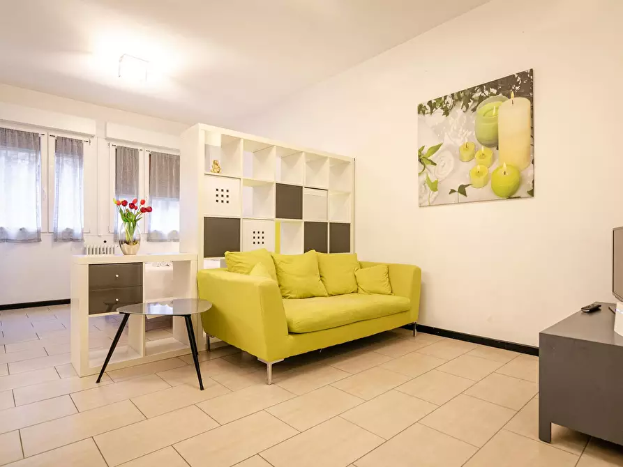 Immagine 2 di Appartamento in affitto  in Via Guido Zucchini a Bologna