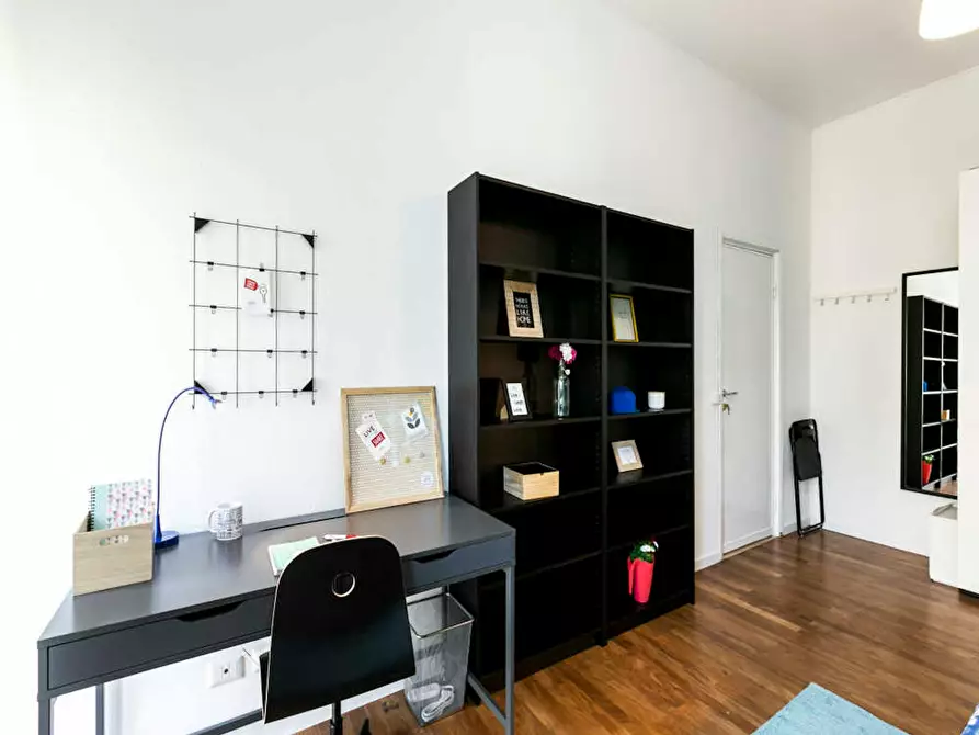 Immagine 5 di Camera in affitto  in Viale Beatrice d'Este a Milano