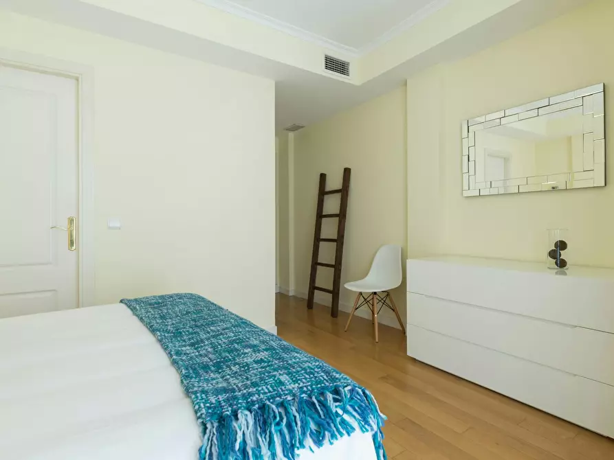 Immagine 8 di Appartamento in affitto  in Calle de Alcalá a Madrid