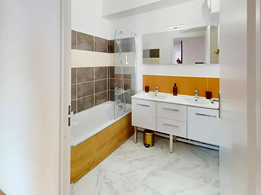 Immagine 10 di Camera in affitto  in Rue Édouard Herriot a Lormont