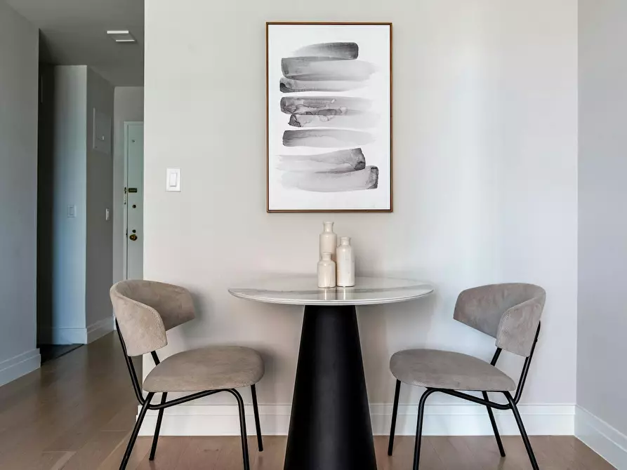 Immagine 6 di Appartamento in affitto  in East 95th Street a Torino