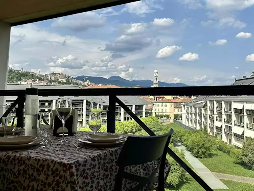 Immagine 5 di Camera in affitto  in Via Jacopo Palma il Vecchio a Bergamo