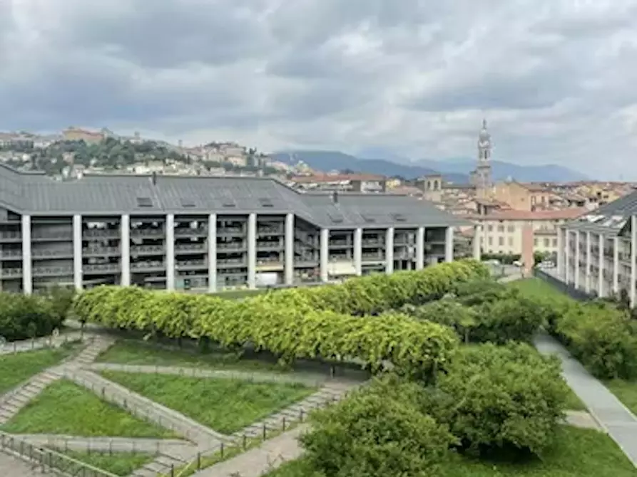 Immagine 6 di Camera in affitto  in Via Jacopo Palma il Vecchio a Bergamo