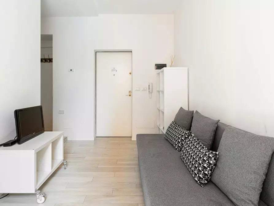 Immagine 7 di Appartamento in affitto  in Via Canonica a Bologna