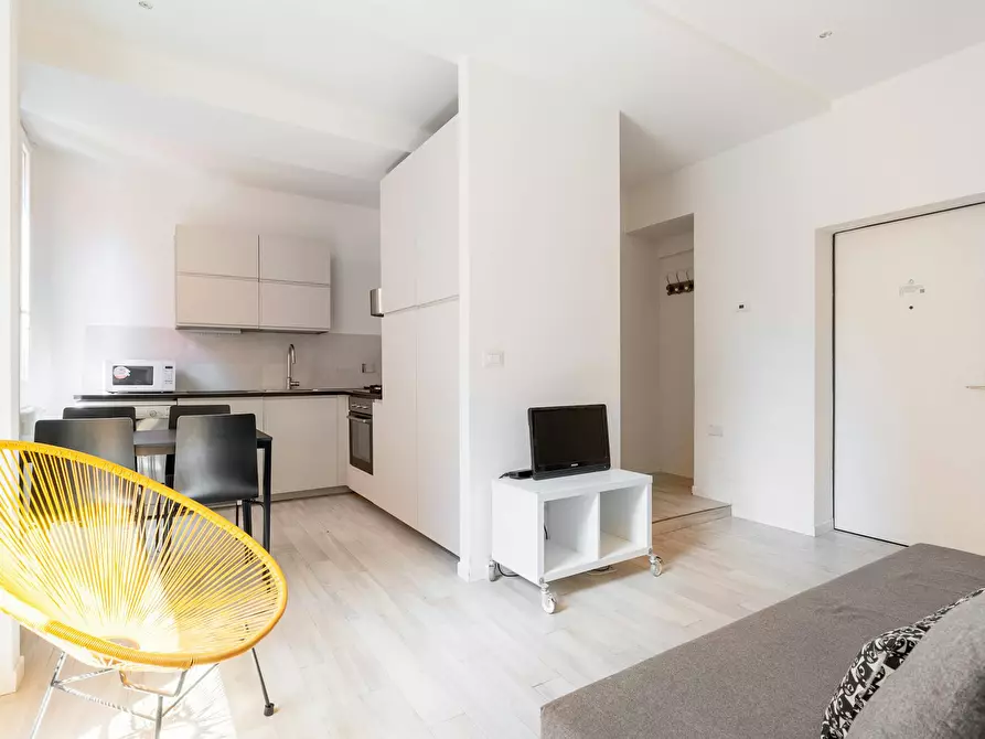 Immagine 5 di Appartamento in affitto  in Via Canonica a Bologna