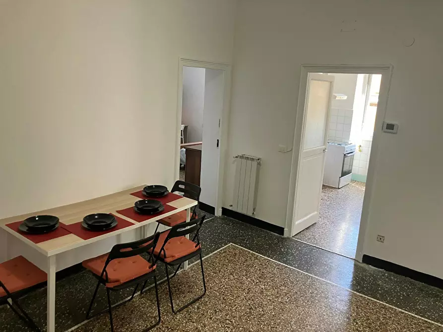 Immagine 5 di Camera in affitto  in Salita Piano di Rocca a Genova