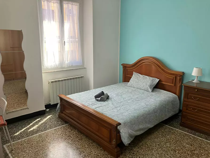 Immagine 3 di Camera in affitto  in Salita Piano di Rocca a Genova