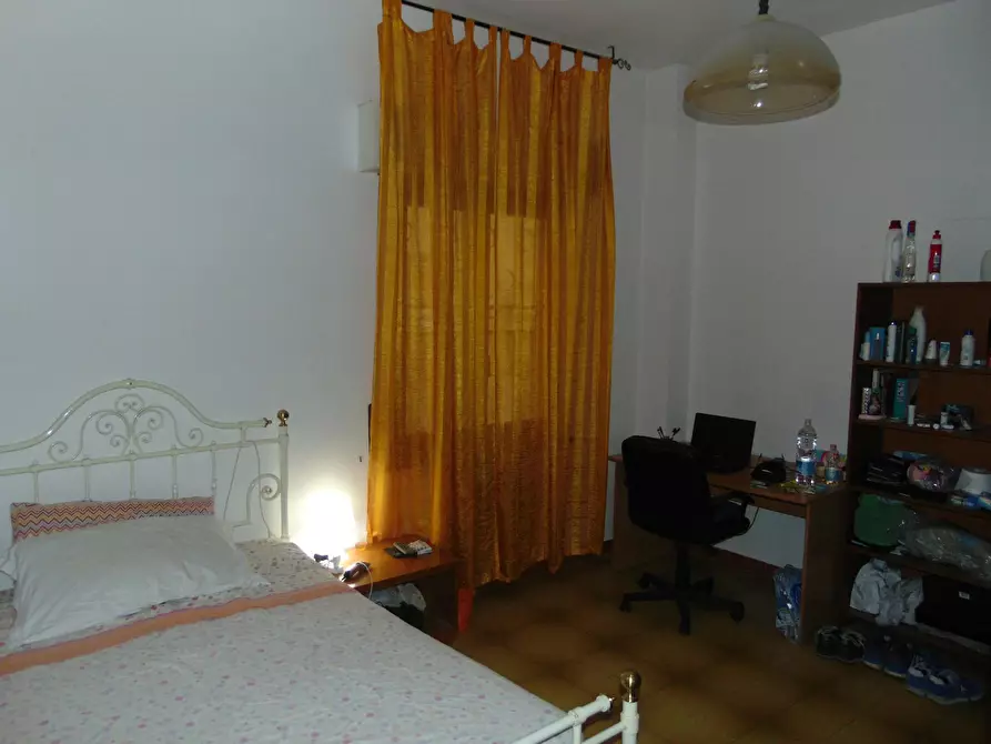 Immagine 1 di Camera in affitto  in Via Masurio Sabino a Roma