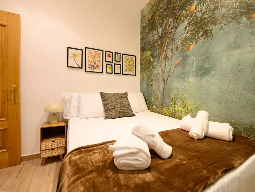 Immagine 4 di Appartamento in affitto  in Calle de la Paloma a Madrid