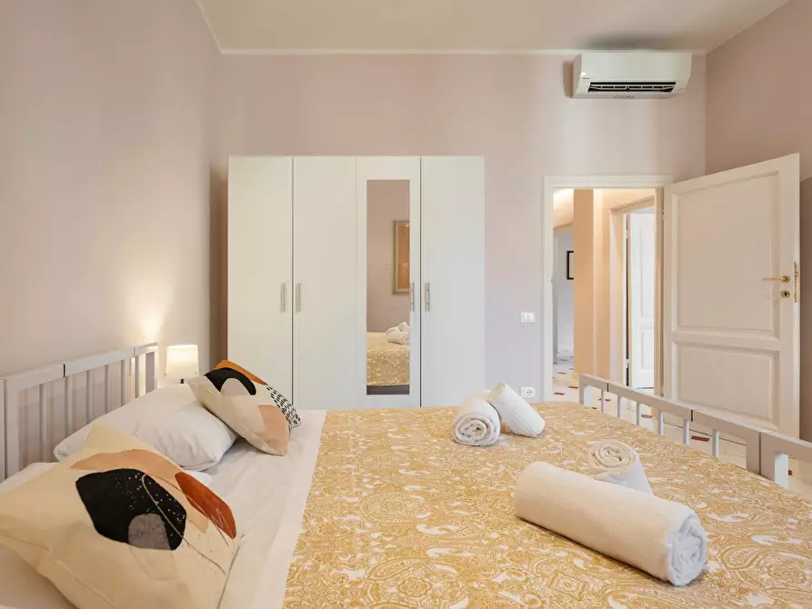 Immagine 8 di Casa indipendente in affitto  in Via degli Alfani a Firenze