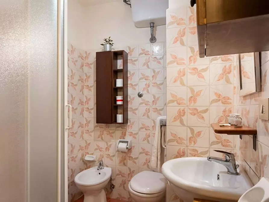 Immagine 6 di Casa indipendente in affitto  in Via Maggio a Firenze