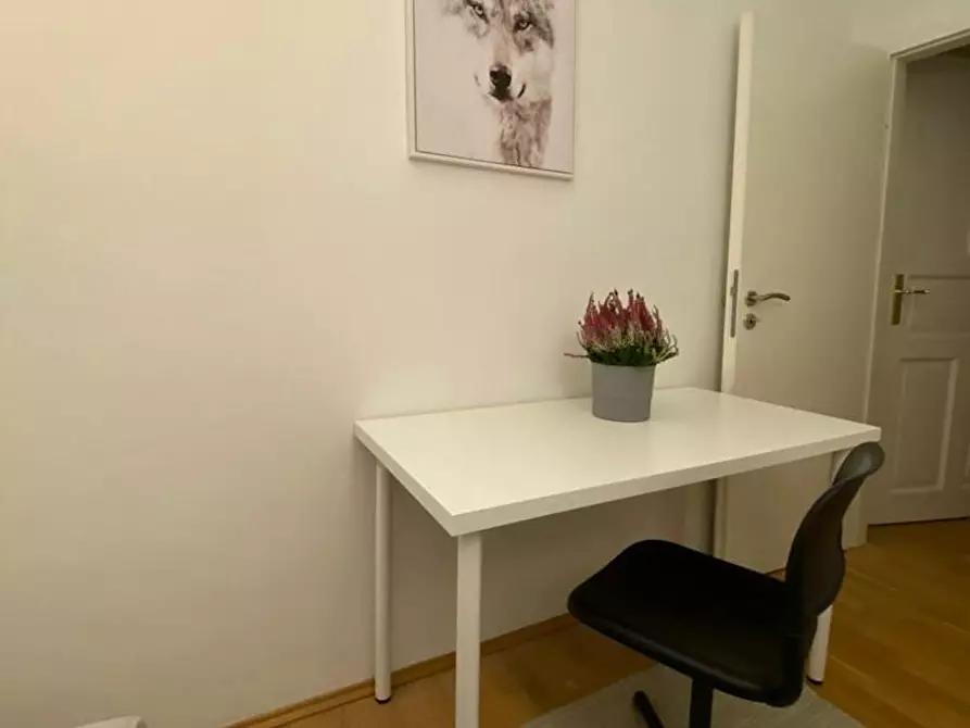 Immagine 2 di Camera in affitto  in Paracelsusstraße a München