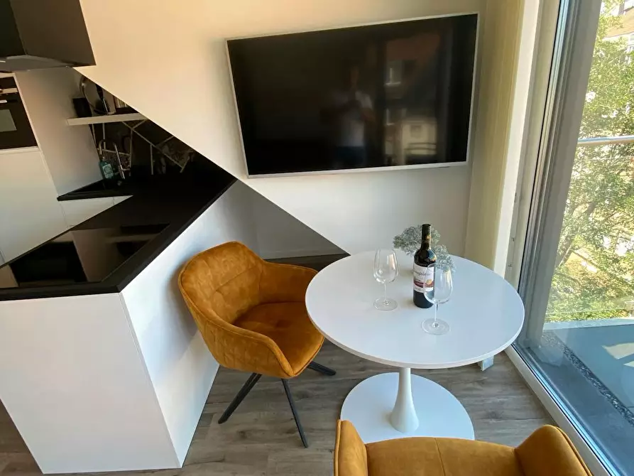 Immagine 3 di Appartamento in affitto  in Brunnenstraße a Düsseldorf