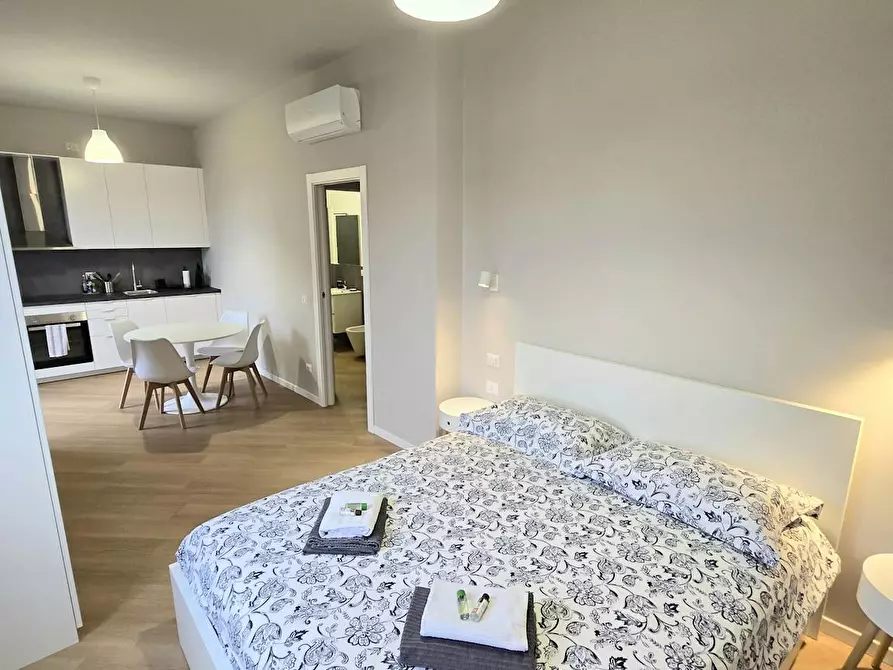 Immagine 6 di Appartamento in affitto  in Via Marco Polo a Monza