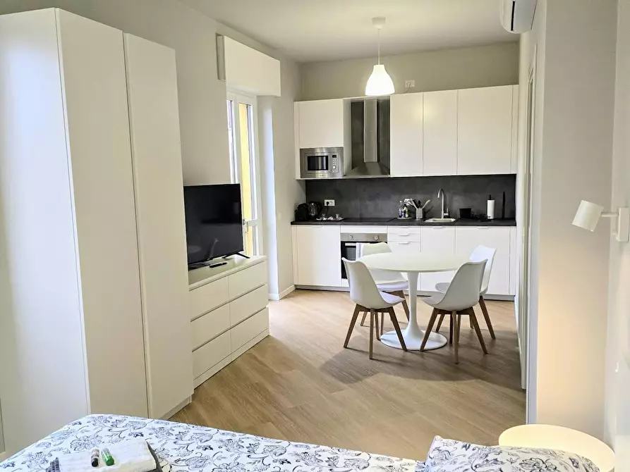 Immagine 1 di Appartamento in affitto  in Via Marco Polo a Monza