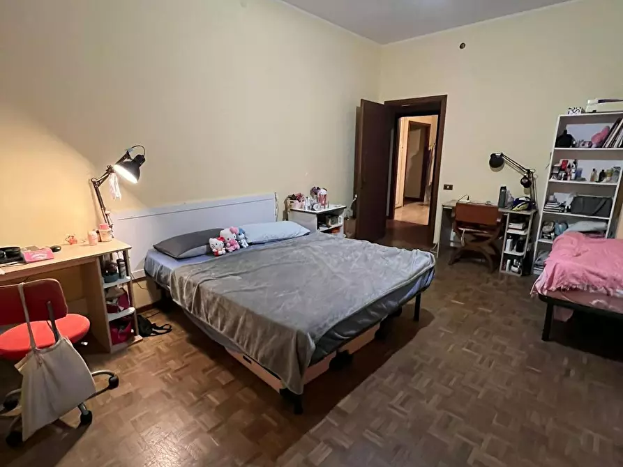 Immagine 2 di Camera condivisa in affitto  in Via Montello a Padova
