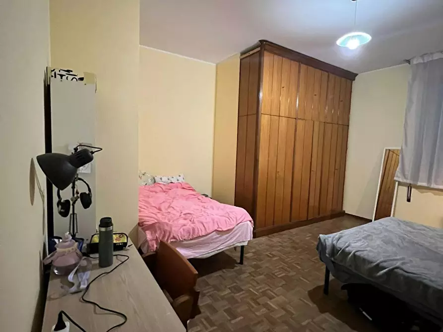 Immagine 3 di Camera condivisa in affitto  in Via Montello a Padova