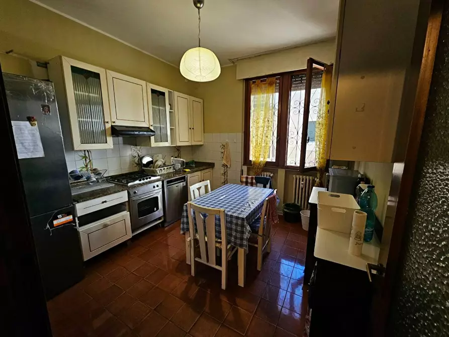 Immagine 10 di Camera in affitto  in Via Montello a Padova