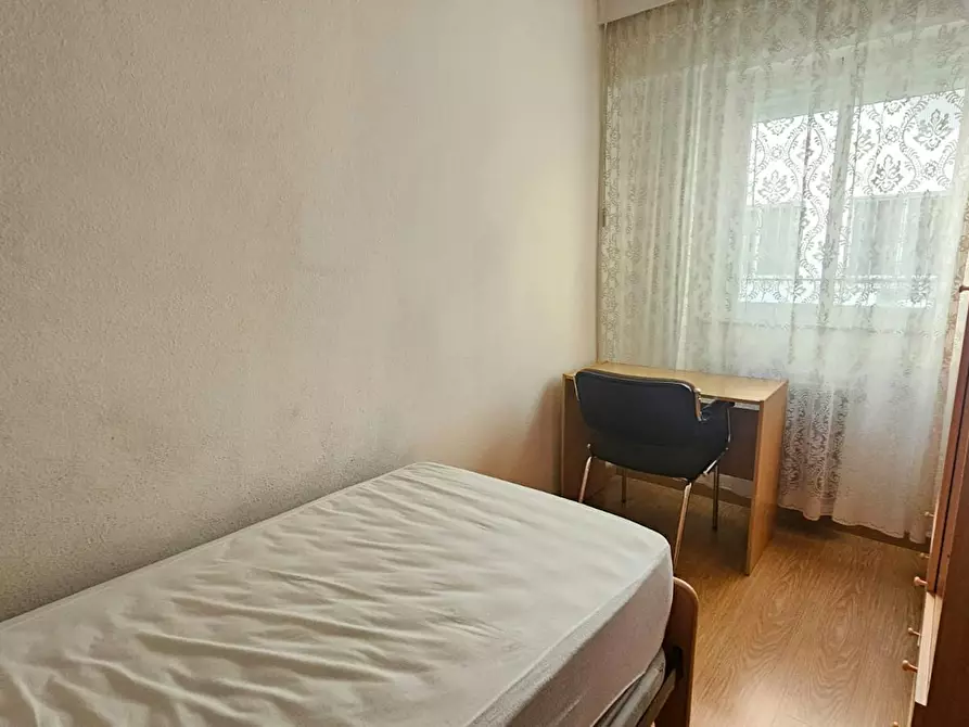 Immagine 2 di Camera in affitto  in Calle El Tomillar a Salamanca